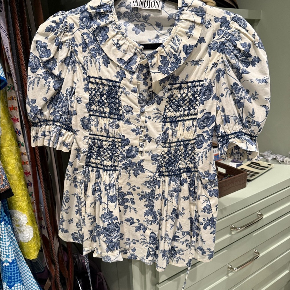 Andion blue and white floral top with tie in the back